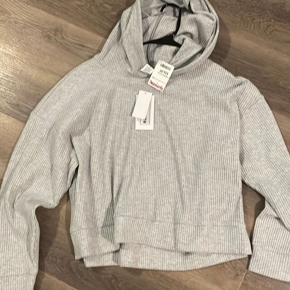 Cute sweater to wear